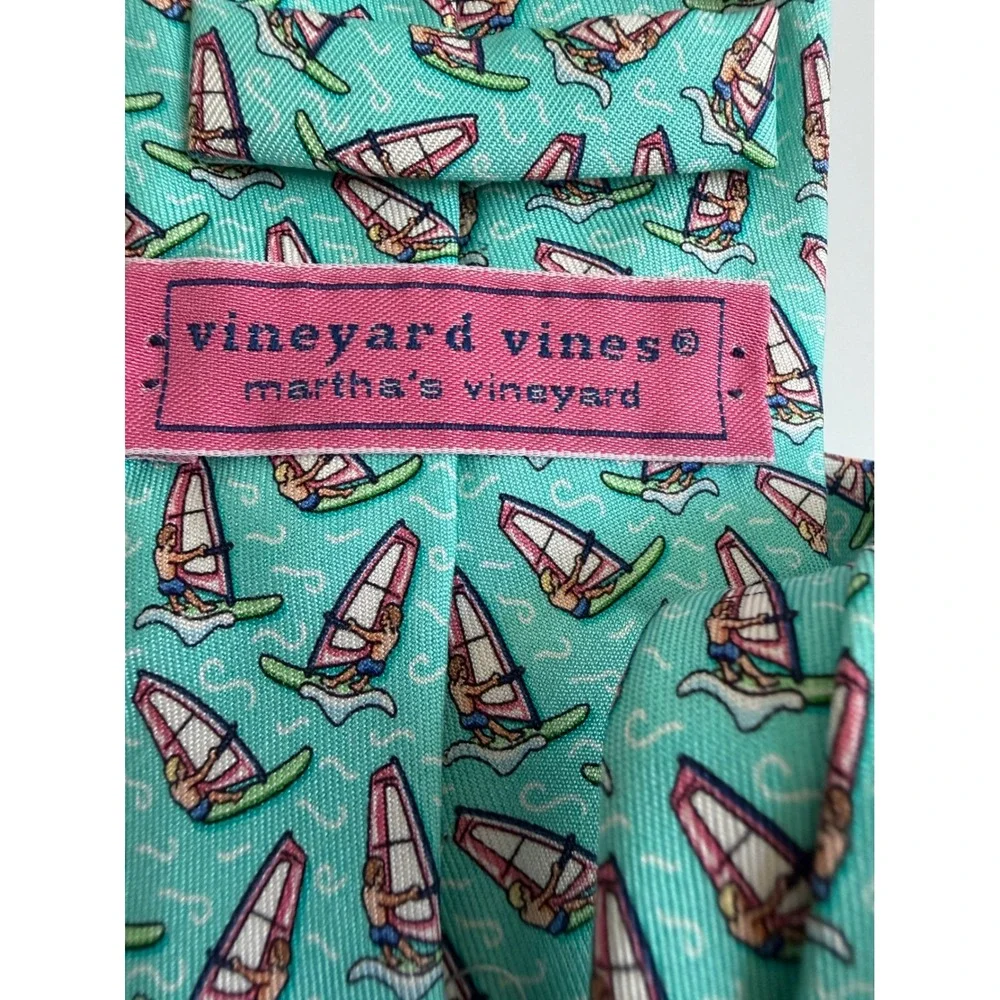 Vineyard Vines Mens Silk Tie Windsurfing‎ Nautical Print Martha's Vineyard 60'